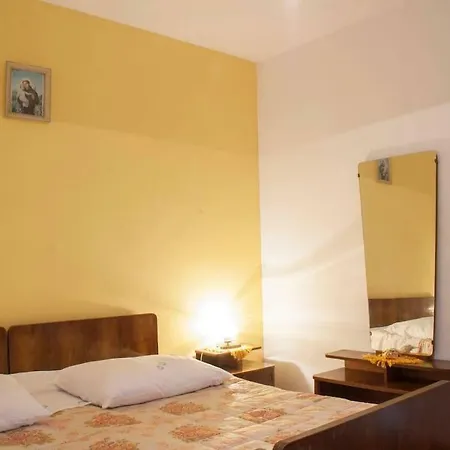 Nedjelka House Apartamento Lumbarda